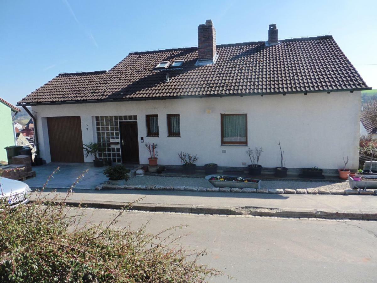 Ferienwohnung ,,Wingertsberg" Ebrach Bagian luar foto